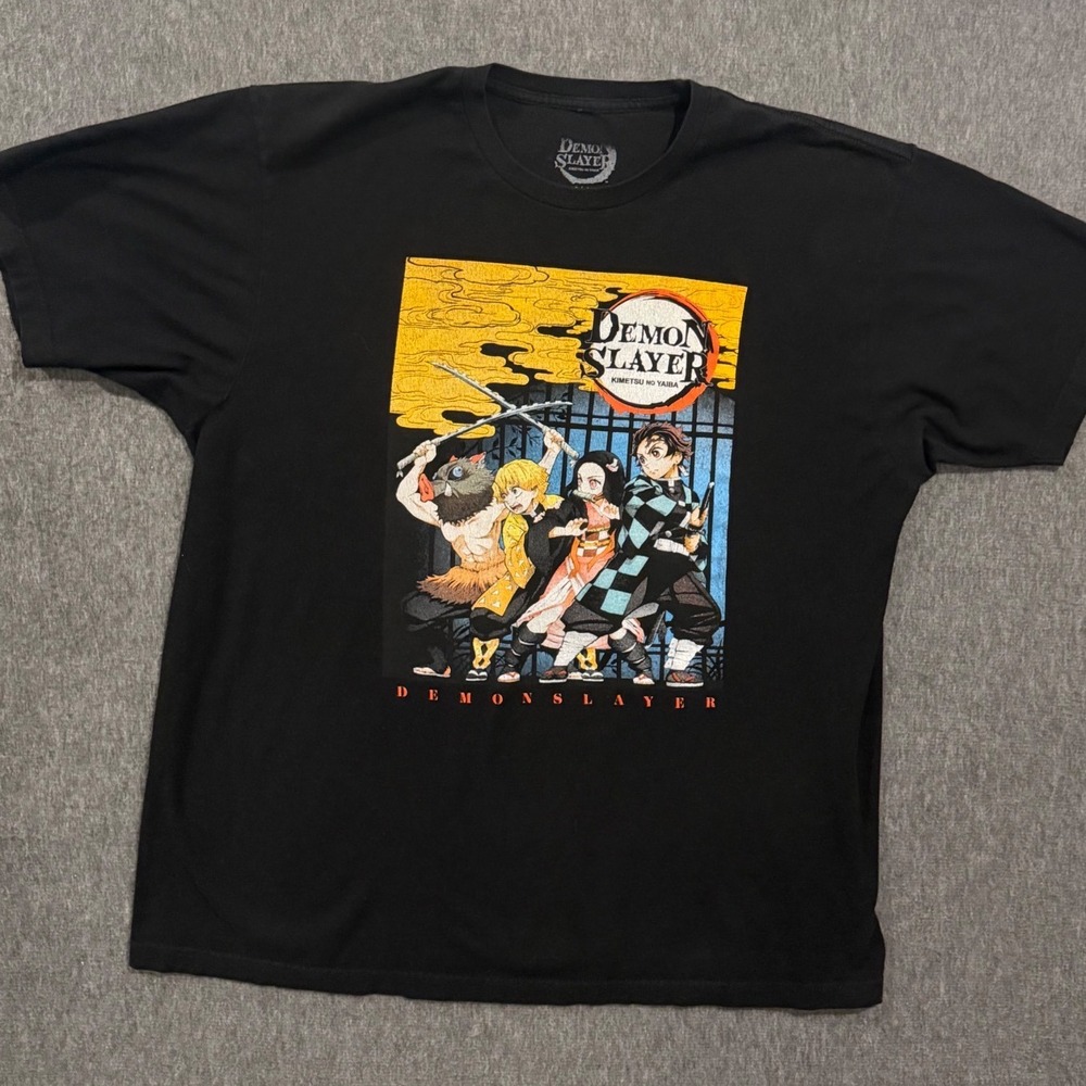 Demon Slayer Kimetsu No Yaiba Graphic T-Shirt Mens XL Black Anime Tanjiro Nezuko